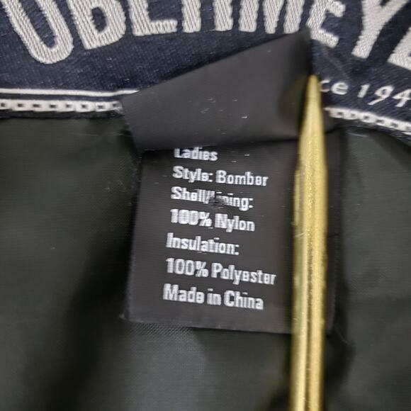 Vintage Obermeyer Snow Ski Bomber Jacket w Hood Full Zip Snap Red Insulated 10 - Picture 15 of 16